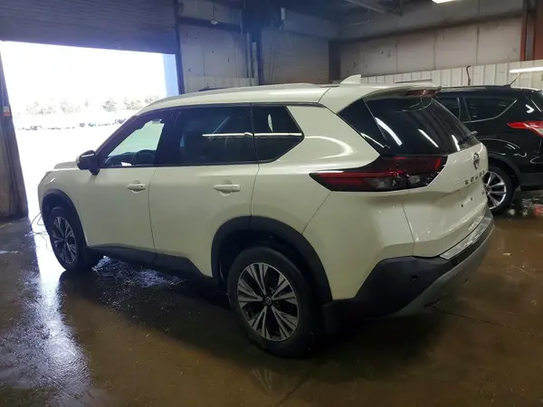 5N1AT3BA1MC779783 2021 NISSAN ROGUE - Image 2