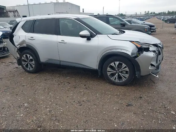 5N1AT3BA1MC801541 2021 NISSAN ROGUE - Image 1