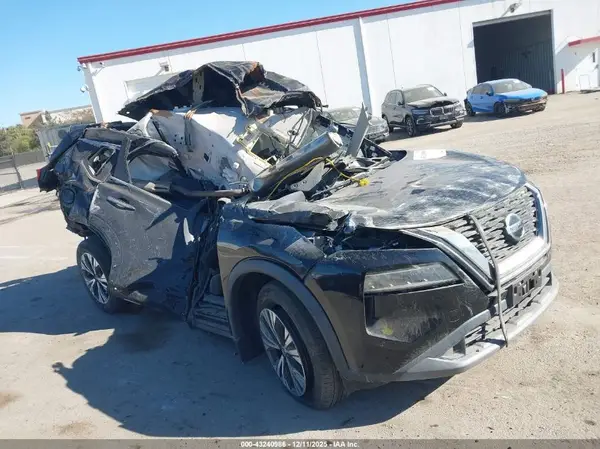 5N1AT3BA1MC829548 2021 NISSAN ROGUE - Image 1