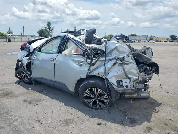 5N1AT3BA2MC673178 2021 NISSAN ROGUE - Image 2