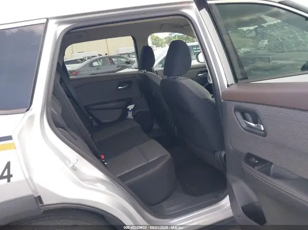 5N1AT3BA2MC818462 2021 NISSAN ROGUE - Image 8