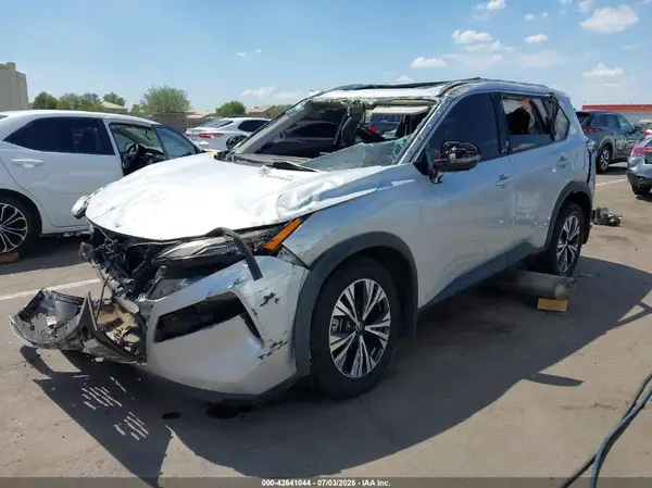 5N1AT3BA2MC843684 2021 NISSAN ROGUE - Image 2