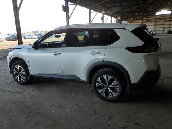 5N1AT3BA3MC670483 2021 NISSAN ROGUE - Image 2