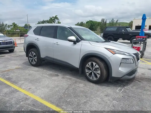 5N1AT3BA3MC745618 2021 NISSAN ROGUE - Image 1