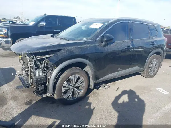 5N1AT3BA3MC780529 2021 NISSAN ROGUE - Image 2