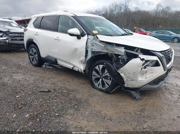 5N1AT3BA5MC724074 2021 NISSAN ROGUE - Image 1
