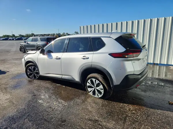 5N1AT3BA5MC769953 2021 NISSAN ROGUE - Image 2