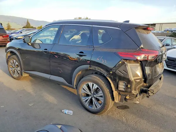 5N1AT3BA5MC795758 2021 NISSAN ROGUE - Image 2