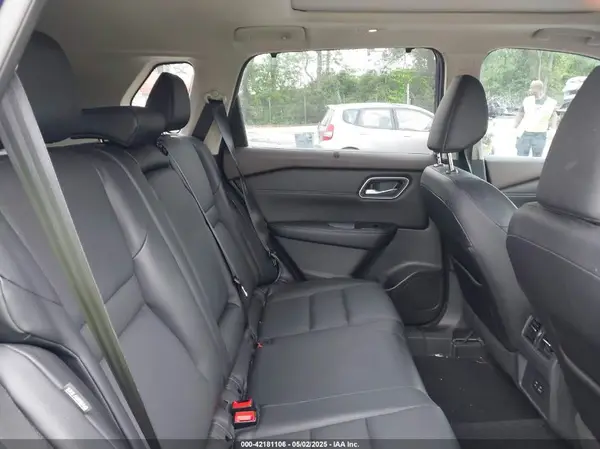 5N1AT3BA6MC810252 2021 NISSAN ROGUE - Image 8