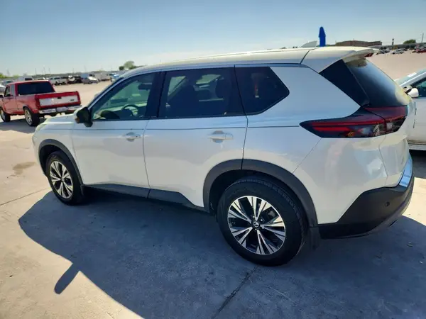 5N1AT3BA7MC672592 2021 NISSAN ROGUE - Image 2