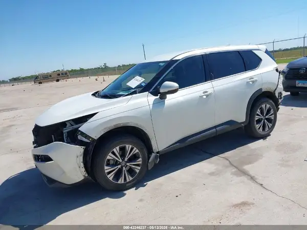5N1AT3BA7MC787337 2021 NISSAN ROGUE - Image 2