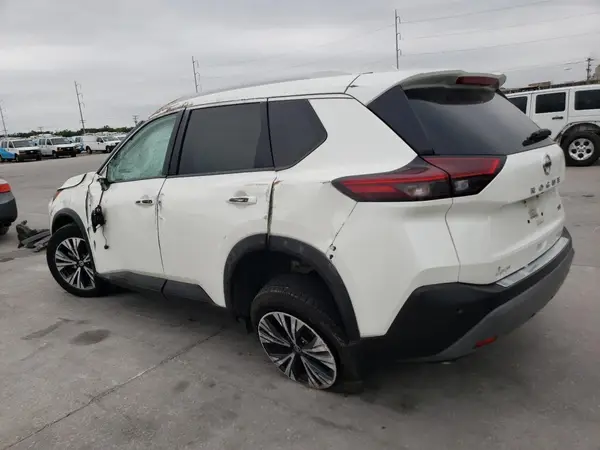 5N1AT3BA7MC788486 2021 NISSAN ROGUE - Image 2