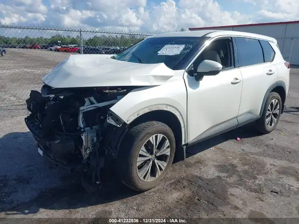 5N1AT3BA8MC677865 2021 NISSAN ROGUE - Image 2