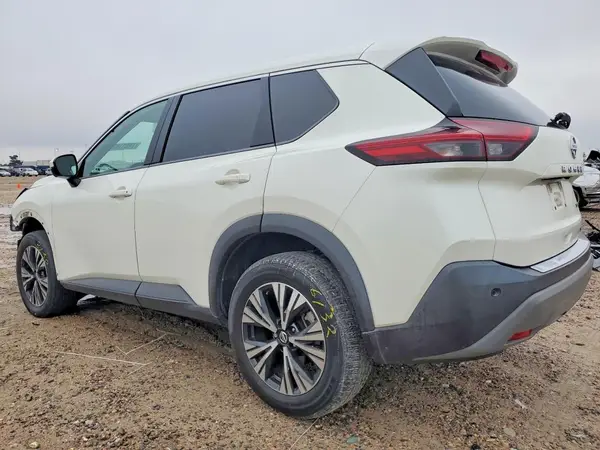 5N1AT3BA8MC804940 2021 NISSAN ROGUE - Image 2