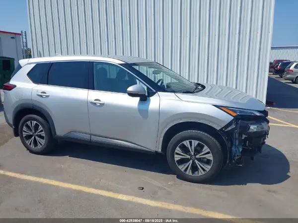 5N1AT3BA9MC756588 2021 NISSAN ROGUE - Image 1