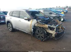 5N1AT3BA9MC832665 2021 NISSAN ROGUE