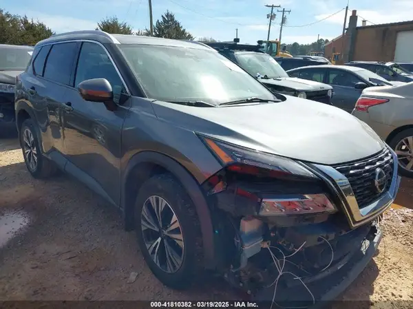 5N1AT3BAXMC672585 2021 NISSAN ROGUE - Image 1