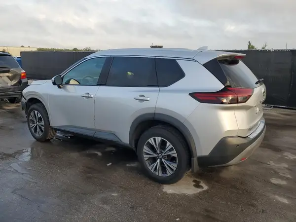5N1AT3BAXMC673090 2021 NISSAN ROGUE - Image 2
