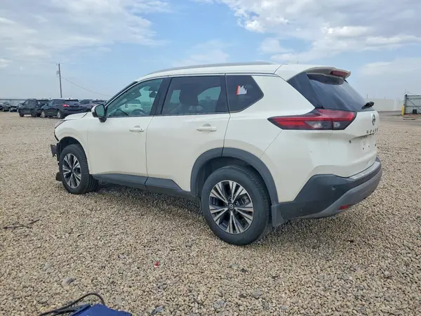 5N1AT3BAXMC675633 2021 NISSAN ROGUE - Image 2