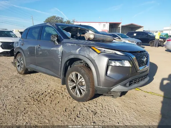 5N1AT3BAXMC680556 2021 NISSAN ROGUE - Image 1