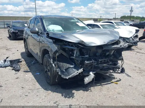 5N1AT3BAXMC682744 2021 NISSAN ROGUE - Image 1