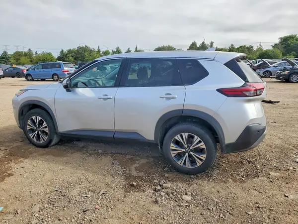5N1AT3BAXMC704242 2021 NISSAN ROGUE - Image 2