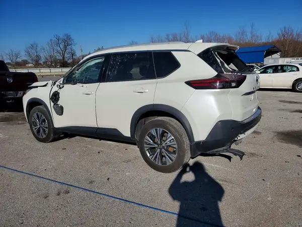 5N1AT3BAXMC785839 2021 NISSAN ROGUE - Image 2
