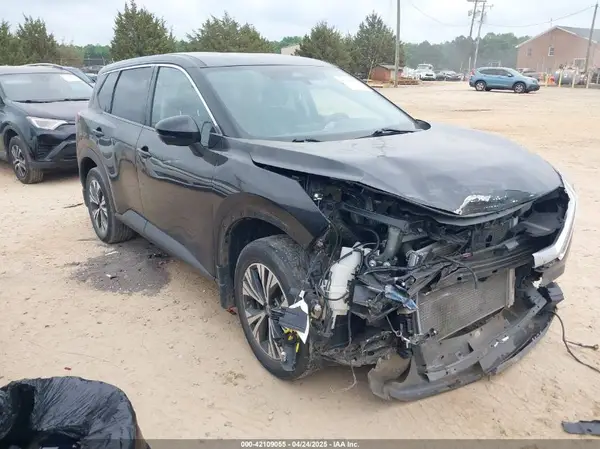 5N1AT3BAXMC801313 2021 NISSAN ROGUE - Image 1