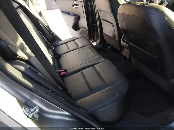 5N1AT3BB0MC677481 2021 NISSAN ROGUE - Image 8