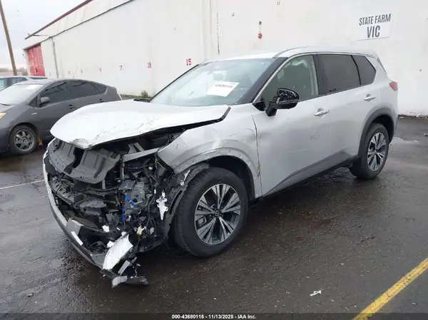 5N1AT3BB0MC718532 2021 NISSAN ROGUE - Image 2