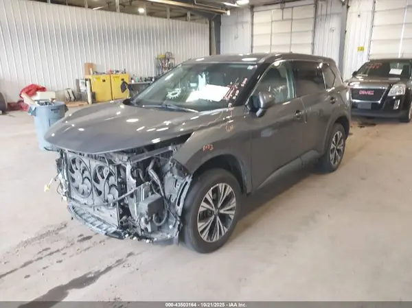 5N1AT3BB0MC792789 2021 NISSAN ROGUE - Image 2
