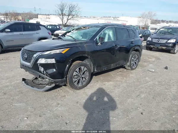 5N1AT3BB0MC818940 2021 NISSAN ROGUE - Image 2