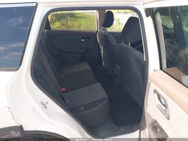 5N1AT3BB0MC826486 2021 NISSAN ROGUE - Image 8