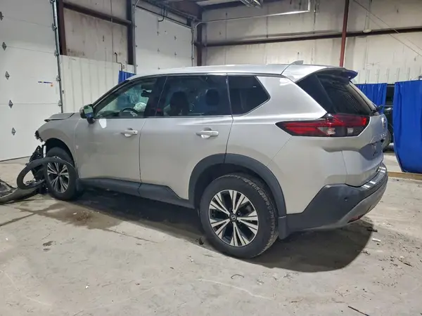 5N1AT3BB1MC679613 2021 NISSAN ROGUE - Image 2