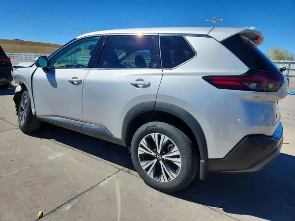 5N1AT3BB1MC681037 2021 NISSAN ROGUE - Image 2