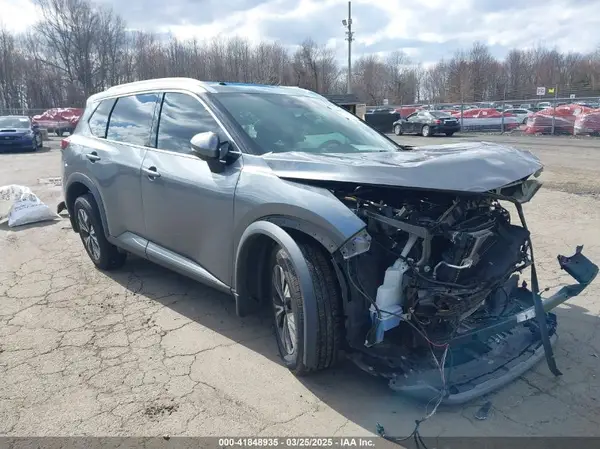 5N1AT3BB1MC686318 2021 NISSAN ROGUE - Image 1