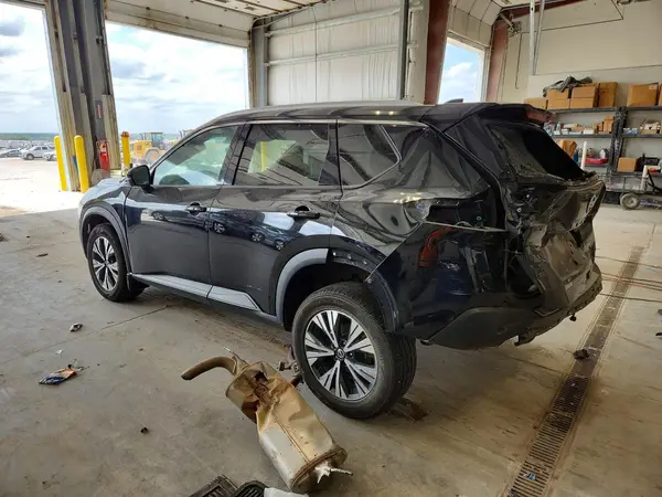 5N1AT3BB1MC704428 2021 NISSAN ROGUE - Image 2