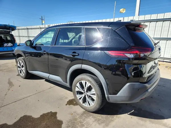 5N1AT3BB1MC717678 2021 NISSAN ROGUE - Image 2
