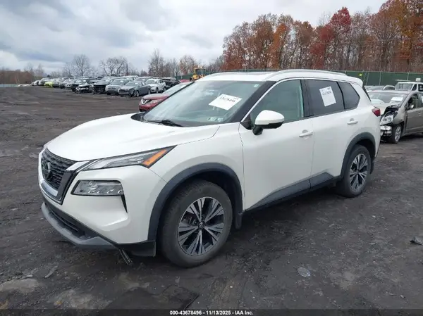 5N1AT3BB1MC731824 2021 NISSAN ROGUE - Image 2