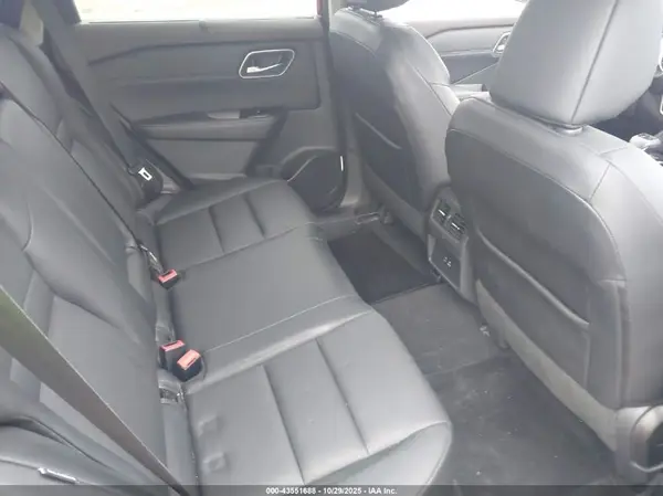 5N1AT3BB1MC760997 2021 NISSAN ROGUE - Image 8