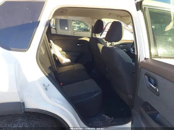 5N1AT3BB1MC796253 2021 NISSAN ROGUE - Image 8