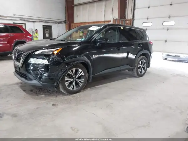 5N1AT3BB1MC808210 2021 NISSAN ROGUE - Image 2