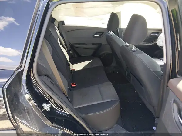 5N1AT3BB2MC677823 2021 NISSAN ROGUE - Image 8