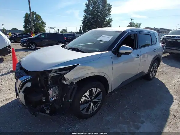 5N1AT3BB2MC736191 2021 NISSAN ROGUE - Image 2