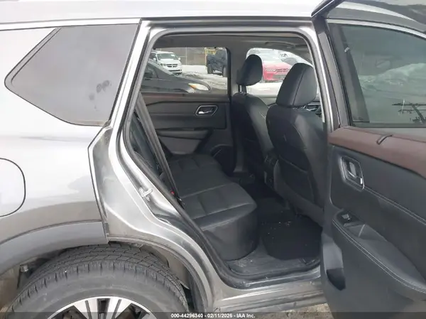 5N1AT3BB2MC740600 2021 NISSAN ROGUE - Image 8