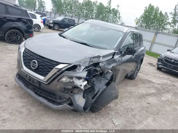 5N1AT3BB2MC796567 2021 NISSAN ROGUE - Image 2