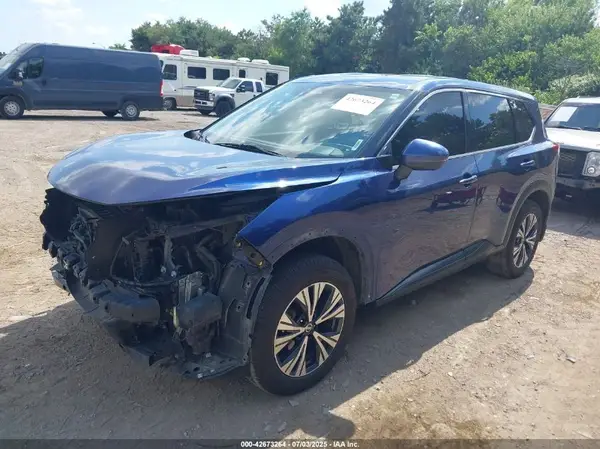 5N1AT3BB2MC815828 2021 NISSAN ROGUE - Image 2