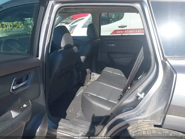 5N1AT3BB2MC823699 2021 NISSAN ROGUE - Image 8