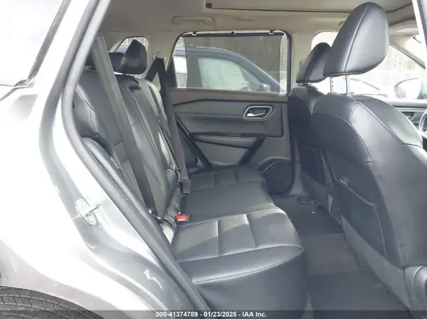 5N1AT3BB3MC688412 2021 NISSAN ROGUE - Image 8