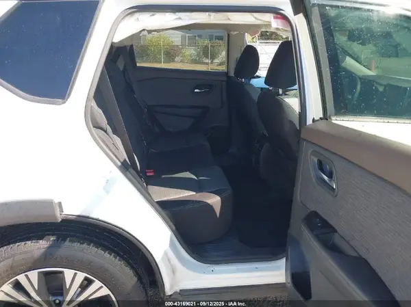 5N1AT3BB3MC713213 2021 NISSAN ROGUE - Image 8